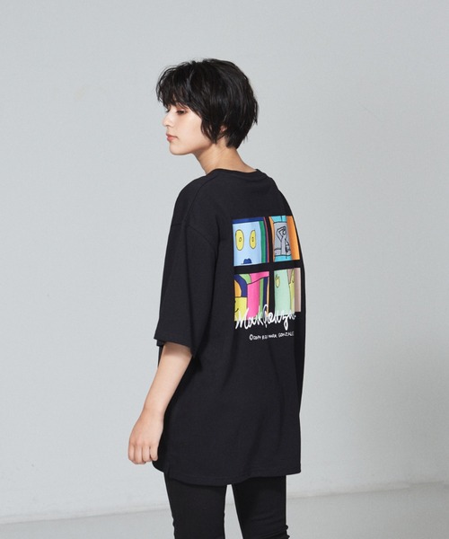 Mark Gonzales(マーク・ゴンザレス)の「【Mark Gonzales / マークゴンザレス】 別注 カラー バックプリント Tシャツ(Tシャツ/カットソー・メンズ・ホワイト/ベージュ/ブラック/ライラック・46/48)」の1枚目の写真