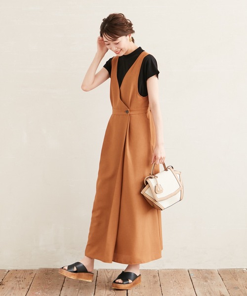 AIMER（エメ）の「カシュクールフレアジャンパースカート（ジャンパースカート・レディース・レンガ/サックスブルー・MEDIUM）」の5枚目の写真