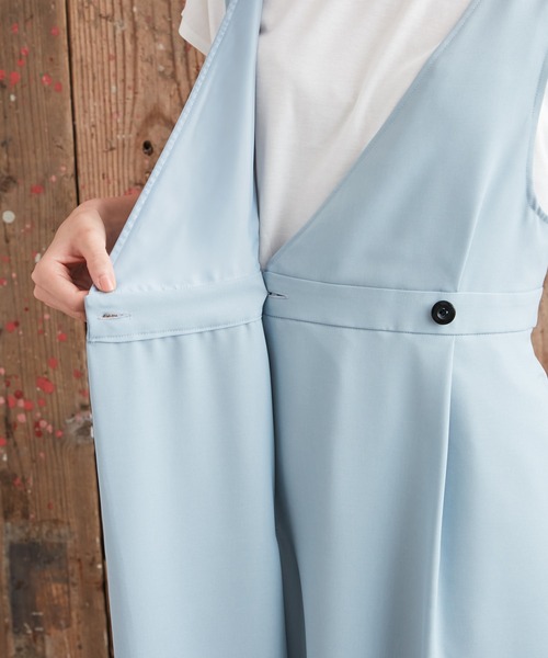 AIMER（エメ）の「カシュクールフレアジャンパースカート（ジャンパースカート・レディース・レンガ/サックスブルー・MEDIUM）」の15枚目の写真