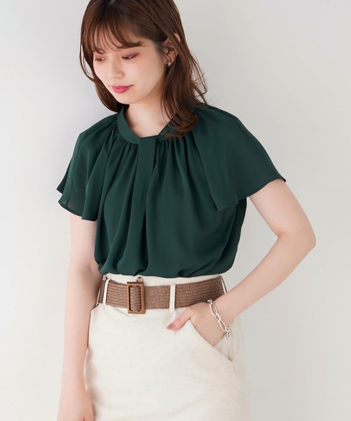 natural couture（ナチュラルクチュール）の「【WEB限定】センタータックフレアスリーブギャザーブラウス（シャツ/ブラウス・レディース・ベージュ/オフホワイト/グリーン/その他1/その他2・FREE）」の3枚目の写真