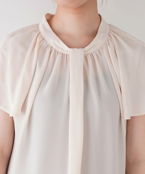 natural couture（ナチュラルクチュール）の「【WEB限定】センタータックフレアスリーブギャザーブラウス（シャツ/ブラウス・レディース・ベージュ/オフホワイト/グリーン/その他1/その他2・FREE）」の11枚目の写真
