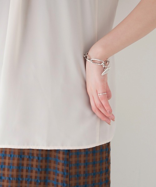 natural couture（ナチュラルクチュール）の「【WEB限定】センタータックフレアスリーブギャザーブラウス（シャツ/ブラウス・レディース・ベージュ/オフホワイト/グリーン/その他1/その他2・FREE）」の16枚目の写真