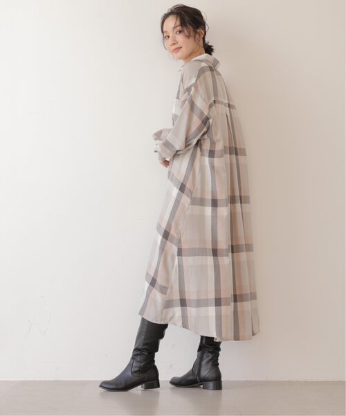 frames RAY CASSIN（フレームスレイカズン）の「ビッグチェックシャツワンピース（シャツワンピース・レディース・ブラウン系/ネイビー系/パープル系/ブルー系/オレンジ系/グレー系/グリーン系/ネイビー/オフホワイト・FREE）」の20枚目の写真
