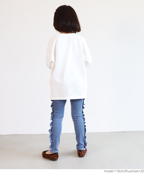 coca（coca）（コカ）の「キッズ デニムライクサイドフリルパンツ（デニムパンツ・キッズ・ブルー/ダークブルー・100/110/120/130）」の6枚目の写真