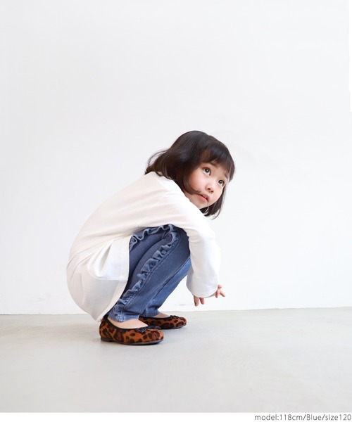 coca（coca）（コカ）の「キッズ デニムライクサイドフリルパンツ（デニムパンツ・キッズ・ブルー/ダークブルー・100/110/120/130）」の7枚目の写真