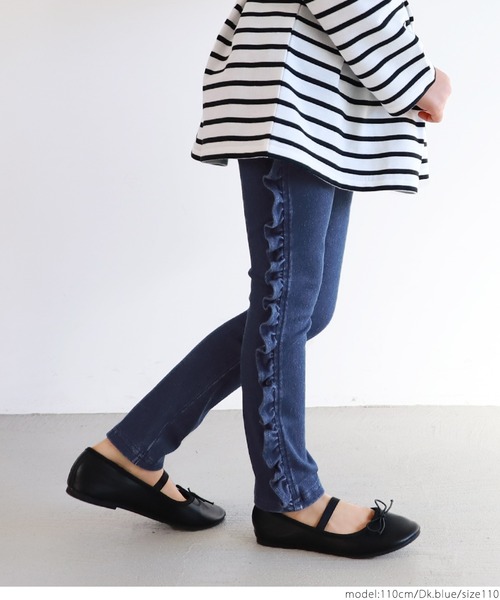 coca（coca）（コカ）の「キッズ デニムライクサイドフリルパンツ（デニムパンツ・キッズ・ブルー/ダークブルー・100/110/120/130）」の11枚目の写真