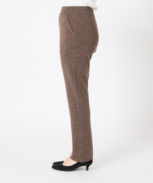 SLOBE IENA（スローブイエナ）の「ウォッシャブルミラノリブニットパンツ【手洗い可能】◆（その他パンツ・レディース・ブラック/ブラウン/ネイビー系・36/38/40）」の14枚目の写真