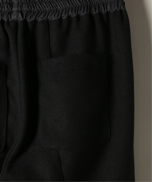 AVALONE(アヴァロン)の「【AVALONE / アヴァロン】ROTTERDAM TRACK PANTS(スウェットパンツ・メンズ・ホワイト/ブラック・2/3)」の5枚目の写真