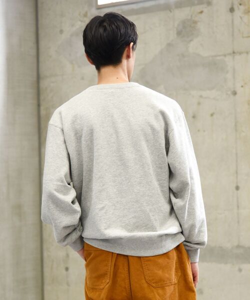 Russell Athletic(ラッセルアスレティック)の「【WEB限定/SHIPS別注】RUSSELL ATHLETIC: ビッグシルエット カレッジ プリント スウェット (トレーナー) 21FW(スウェット・メンズ・ホワイト/ライトグレー/ロイヤルブルー/グレー/グリーン/トップグレー・LARGE/MEDIUM/SMALL/X-LARGE)」の8枚目の写真