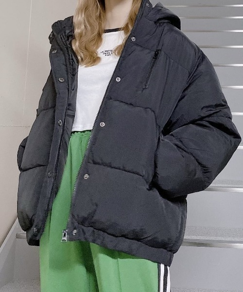WEGO（ウィゴー）の「WEGO/ビックシルエットパデッドブルゾン（ブルゾン・レディース・ブラック/ホワイト系その他/ベージュ系その他・FREE）」の3枚目の写真