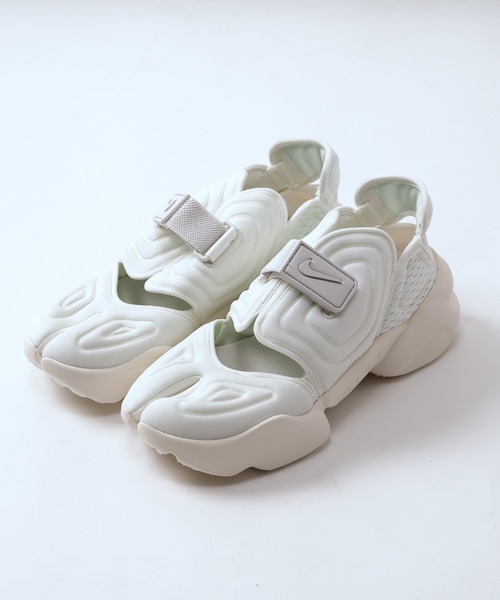 NIKE（ナイキ）の「＃【NIKE/ナイキ】AQUA RIFT/アクアリフト（サンダル・レディース・ブラック/ホワイト・24.5cm/23.5cm/24cm）」の2枚目の写真