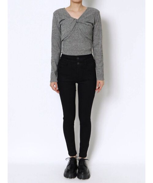 EMODA（エモダ）の「フロントクロストップ（Tシャツ/カットソー・レディース・ブラック/グレー/カーキ・FREE）」の21枚目の写真