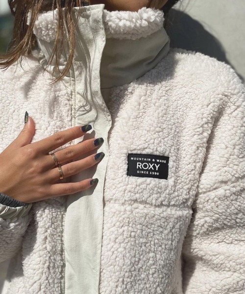 ROXY（ロキシー）の「YOUR HAND STAND/ロキシーモコモコボアブルゾン（ブルゾン・レディース・ブラック系その他/ベージュ/ブラック/ナチュラル・SMALL/MEDIUM/LARGE/X-LARGE）」の11枚目の写真