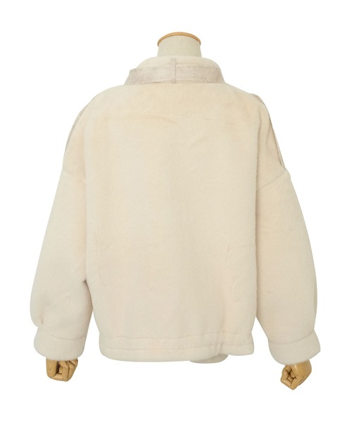 ＡＮＤＪ（アンドジェイ）の「スタンドカラーフェイクファーボアジャケット（その他アウター・レディース・アイボリー・M）」の7枚目の写真