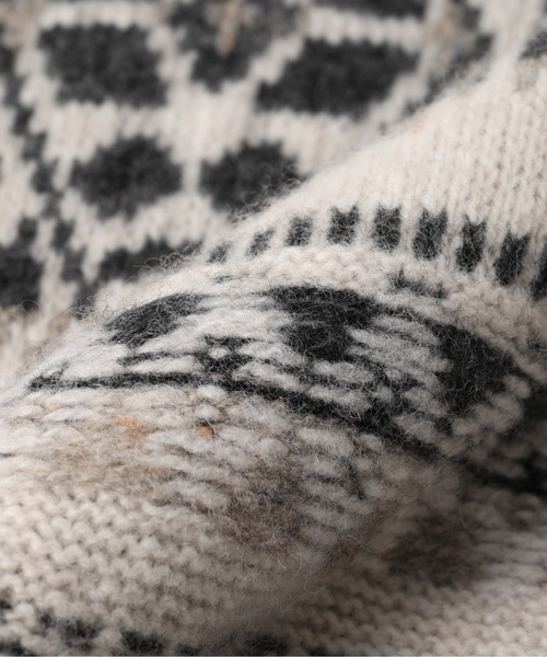 RIVE DROITE（リヴドロワ）の「大人のデザインニット　編み込みジャガードVネックニット（ニット/セーター・レディース・ブラウン/オフホワイト・FREE）」の13枚目の写真