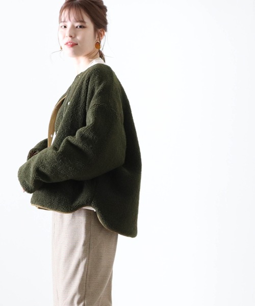 Cheek（チーク）の「リバーシブルパイピングボアコート（ブルゾン・レディース・カーキ/モカ/アイボリー・MEDIUM）」の9枚目の写真