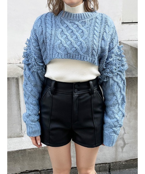 ENVYM（アンビー）の「フリンジケーブルショートニット（ニット/セーター・レディース・ブルー/ホワイト/ブラック・FREE）」の5枚目の写真