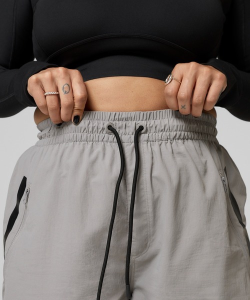 adidas by Stella McCartney】ウーブンパンツ その他パンツ