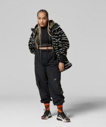 美品　アディダスステラマッカートニーTシャツ、ウーブンパンツセット adidas by Stella McCartney（アディダスバイステラ