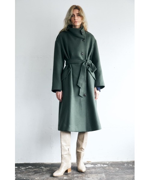 MOUSSY（マウジー）の「STAND COLLAR LONG コート（チェスターコート・レディース・グレー系その他/アイボリー/ブラック/カーキ・1/2）」の6枚目の写真