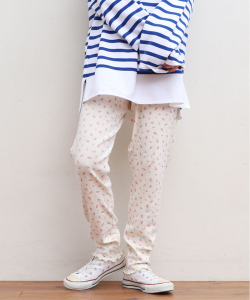 CHILD WOMAN（チャイルドウーマン）の「フライス小花プリント レギンスパンツ（レギンス/スパッツ・レディース・アイボリー/サックスブルー/ブルー/オレンジ/イエロー/ブルー系その他・FREE）」の7枚目の写真