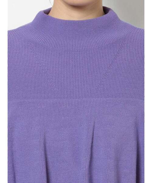 ELENDEEK（エレンディーク）の「フレアケープライクニット（ニット/セーター・レディース・オフホワイト/ラベンダー/ブラック・FREE）」の16枚目の写真