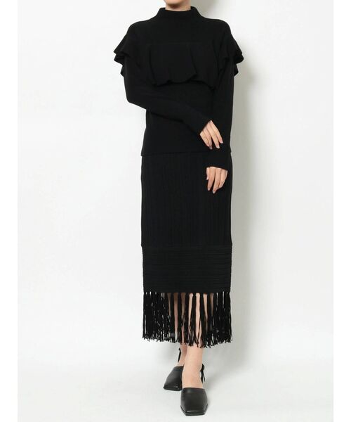 ELENDEEK（エレンディーク）の「フレアケープライクニット（ニット/セーター・レディース・オフホワイト/ラベンダー/ブラック・FREE）」の20枚目の写真