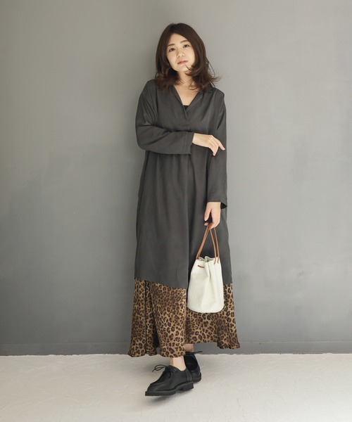 SESTO（セスト）の「軽量EVA底の革ピースレースアップチロリアンシューズ（ドレスシューズ・レディース・キャメル/ブラック/ホワイト・25.0cm/23.0cm/23.5cm/24.5cm/24.0cm/22.5cm）」の5枚目の写真