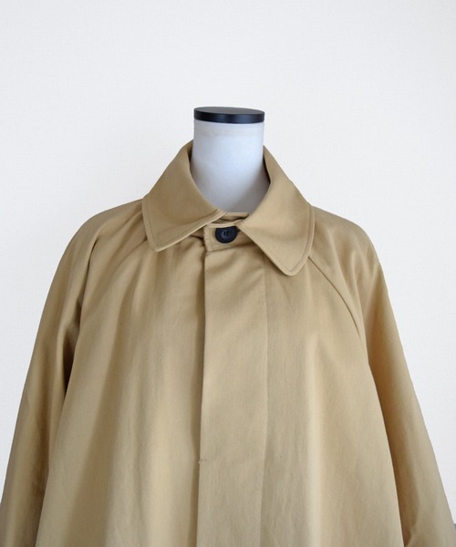 Marient（マリエント）の「マックステンカラーコート/ユニセックス（ステンカラーコート・レディース・ベージュ・FREE）」の5枚目の写真