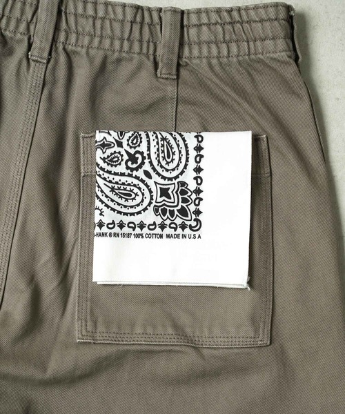 HAV-A-HANK（ハバハンク ）の「≪HAV-A-HANK≫Made in U.S.A ペイズリー柄 バンダナ（バンダナ/スカーフ・メンズ・ホワイト/ベージュ/ネイビー/ブラウン/レッド/カーキ/ターコイズブルー/イエロー/グリーン/ミント/ブラック×レッド/レンガ/ブラック/パープル/バーガンディー/オレンジ/グレー/チャコールグレー/インディゴブルー/ネイビー系/ロイヤルブルー・FREE）」の22枚目の写真