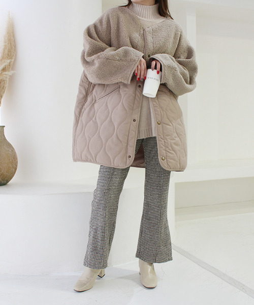 MODE ROBE（モードローブ）の「ボア切替キルティングショートコート（ブルゾン・レディース・アイボリー/ベージュ・FREE）」の13枚目の写真