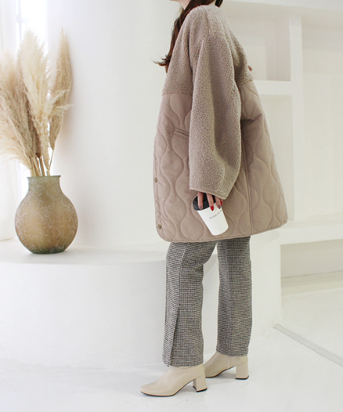 MODE ROBE（モードローブ）の「ボア切替キルティングショートコート（ブルゾン・レディース・アイボリー/ベージュ・FREE）」の14枚目の写真