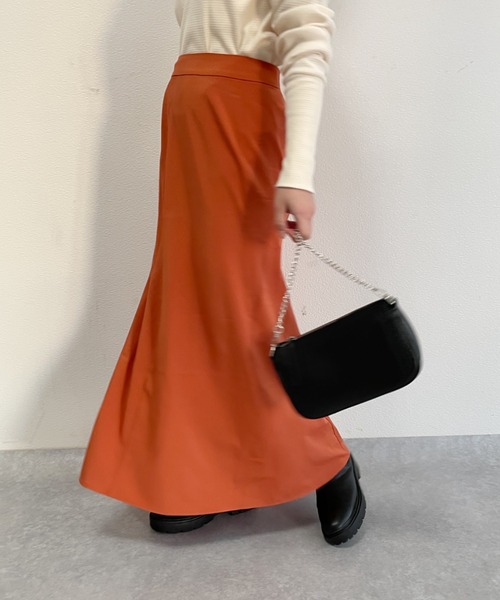nemne store(ネンネストア)の「カラーマーメイドフレアスカート(スカート・レディース・オレンジ/グリーン/アイボリー・フリー)」の12枚目の写真