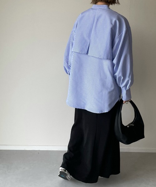 y/m by misato(イムバイミサト)の「ストライプケープシャツ(シャツ/ブラウス・レディース・ブラック/ブルー/グリーン・FREE)」の17枚目の写真