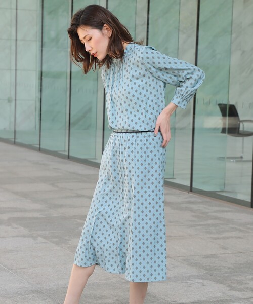 SOUP（スープ）の「◆柄＆無地あり/プロバンスプリントブラウス（シャツ/ブラウス・レディース・ネイビー/ブルー系/ネイビー系/アイボリー/グレー・11/15 /13/09/07）」の6枚目の写真