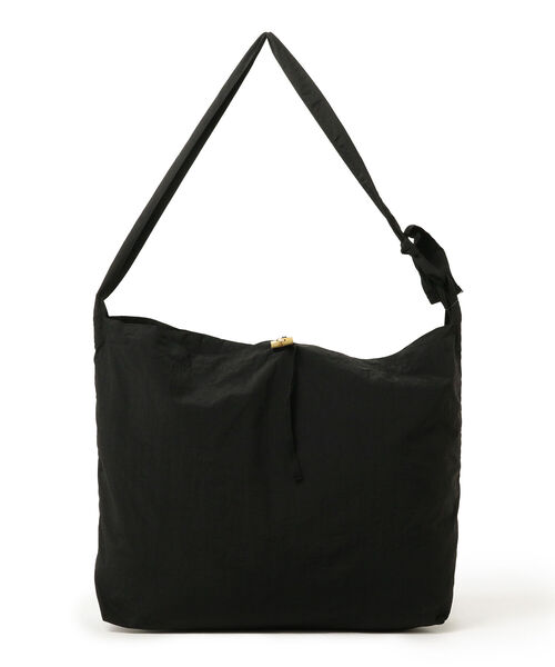 BEAMS LIGHTS（ビームスライツ）の「BEAMS LIGHTS / バンブー釦 ショルダーバッグ（ショルダーバッグ・メンズ・ブラック/ベージュ/サックスブルー・FREE）」の14枚目の写真