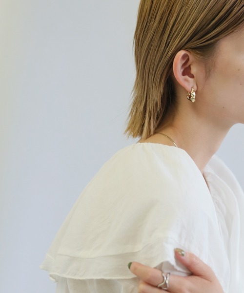 select MOCA（セレクトモカ）の「ミニLAVAピアス（ピアス（両耳用）・レディース・シルバー/ゴールド・FREE）」の8枚目の写真