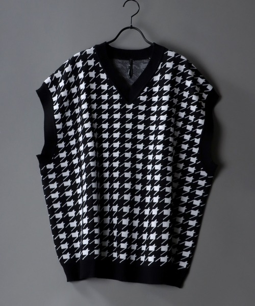 SITRY（シトリー）の「Big silhouette Patterned Knit vest/ビッグシルエット 総柄 ニットベスト（ベスト・メンズ・チャコールグレー/グリーン/グリーン系その他/ベージュ系その他2/グリーン系その他3/ベージュ/ベージュ系その他/グレー系その他3/グリーン系その他2/ブラック/グレー系その他/グレー系その他2・XL/L/M）」の2枚目の写真