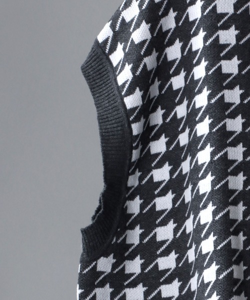 SITRY（シトリー）の「Big silhouette Patterned Knit vest/ビッグシルエット 総柄 ニットベスト（ベスト・メンズ・チャコールグレー/グリーン/グリーン系その他/ベージュ系その他2/グリーン系その他3/ベージュ/ベージュ系その他/グレー系その他3/グリーン系その他2/ブラック/グレー系その他/グレー系その他2・XL/L/M）」の14枚目の写真