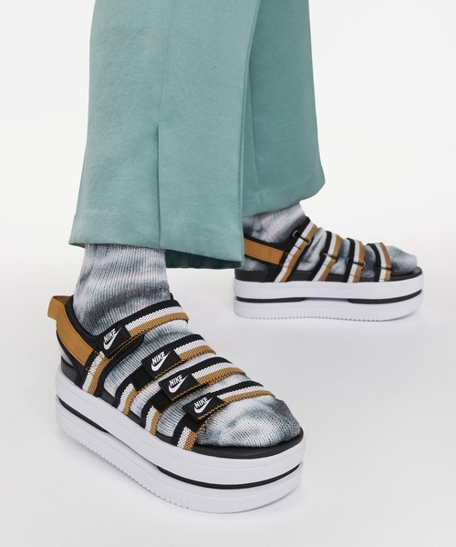 ナイキアイコンクラシックウィメンズサンダル/厚底/NikeIconClassicWomen'sSandals