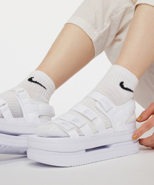 ナイキアイコンクラシックウィメンズサンダル/厚底/NikeIconClassicWomen'sSandals