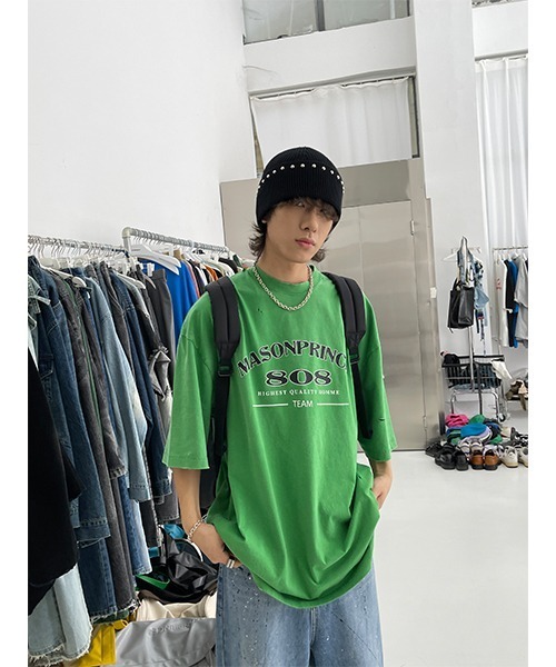 MASONPRINCE(メイソンプリンス)の「【MASONPRINCE】Oversized vintage-like logo print damage TEE DT3106(Tシャツ/カットソー・メンズ・グリーン/ライトブルー/パープル/ベージュ/ブラック/ブルー・S/L/M)」の4枚目の写真