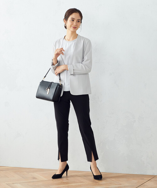 COMME CA ISM(コムサイズム)の「スリット入り イージーパンツ(その他パンツ・レディース・ブラック/グレイッシュベージュ・SMALL/MEDIUM/LARGE)」の3枚目の写真