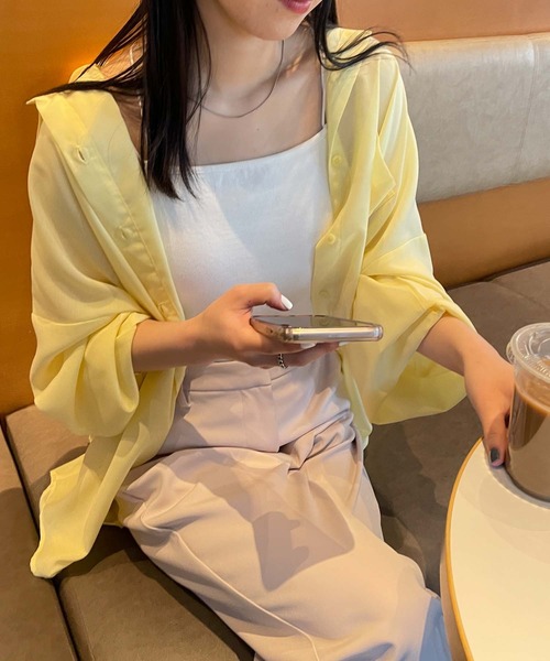 WEGO(ウィゴー)の「WEGO/シアーボリュームスリーブシャツ(シャツ/ブラウス・レディース・ブラック/オフホワイト/ピンク/ライトイエロー/ベージュ系その他2/グリーン系その他2/ブルー系その他4/ライトパープル/グリーン/オレンジ系その他5/ブラウン・FREE)」の9枚目の写真