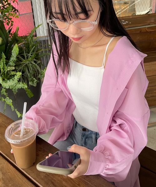 WEGO(ウィゴー)の「WEGO/シアーボリュームスリーブシャツ(シャツ/ブラウス・レディース・ブラック/オフホワイト/ピンク/ライトイエロー/ベージュ系その他2/グリーン系その他2/ブルー系その他4/ライトパープル/グリーン/オレンジ系その他5/ブラウン・FREE)」の10枚目の写真