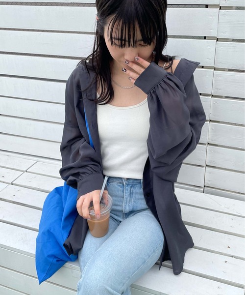 WEGO(ウィゴー)の「WEGO/シアーボリュームスリーブシャツ(シャツ/ブラウス・レディース・ブラック/オフホワイト/ピンク/ライトイエロー/ベージュ系その他2/グリーン系その他2/ブルー系その他4/ライトパープル/グリーン/オレンジ系その他5/ブラウン・FREE)」の16枚目の写真