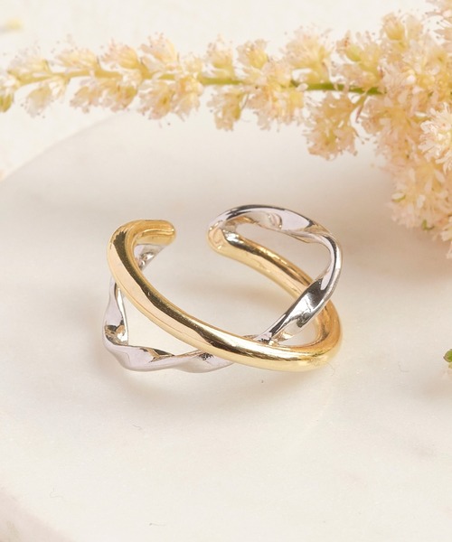 Phoebe（フィービィー）の「2wayクロッシングパスリング&イヤーカフ（リング・レディース・イエローゴールド/シルバー×ゴールド・FREE）」の5枚目の写真