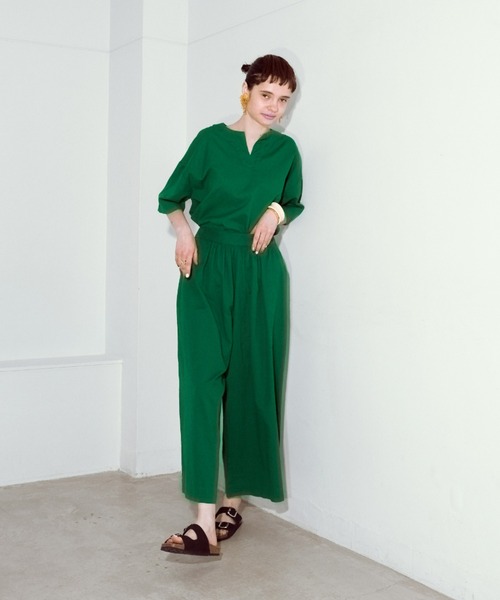 manana suerte（マニャーナスエルテ）の「コットンリネン スリットネックプルオーバー（シャツ/ブラウス・レディース・グレー/ブラック/グリーン・FREE）」の18枚目の写真