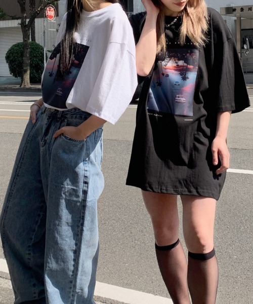 LVEU.(ラブユ.)の「Print over T-shirt / プリントオーバーTシャツ(Tシャツ/カットソー・レディース・ブラック/ホワイト・FREE)」の7枚目の写真