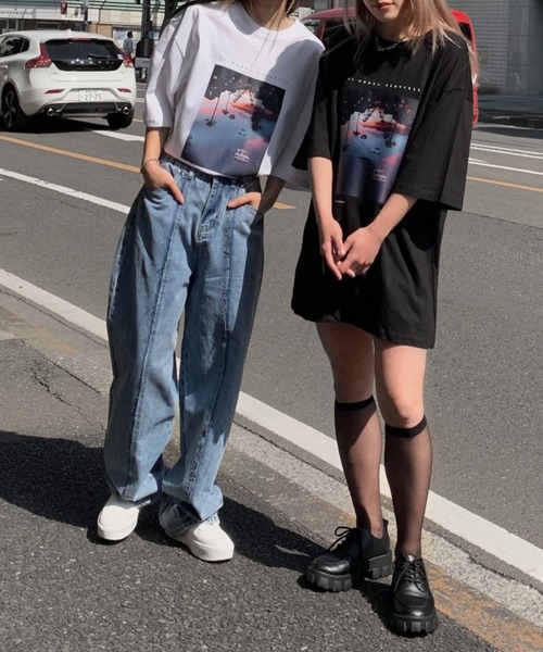 LVEU.(ラブユ.)の「Print over T-shirt / プリントオーバーTシャツ(Tシャツ/カットソー・レディース・ブラック/ホワイト・FREE)」の4枚目の写真